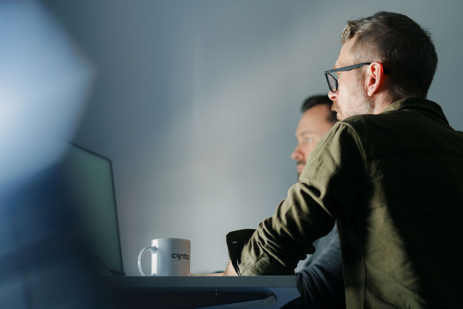 People and workplace at Conta