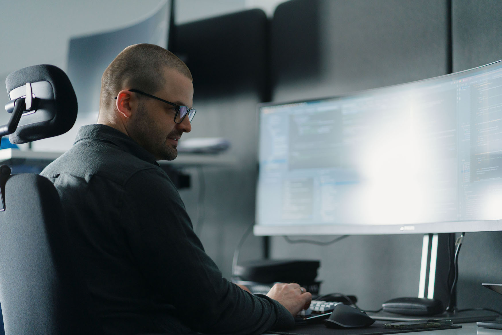Documentary workplace photography for Conta