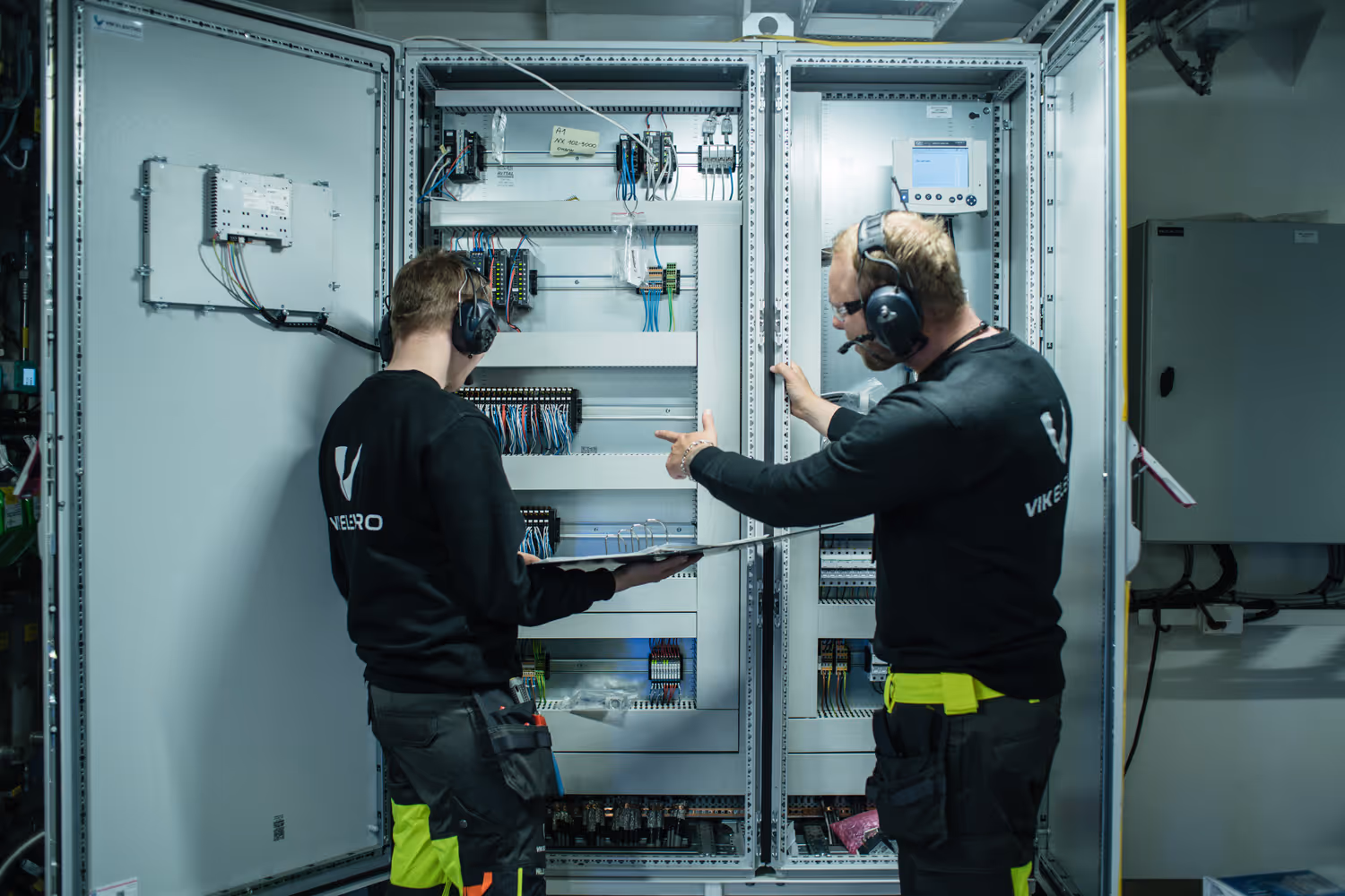 Vik Elektro workplace photography in Ålesund, Norway by Torbjørn Sandbakk, image 6.